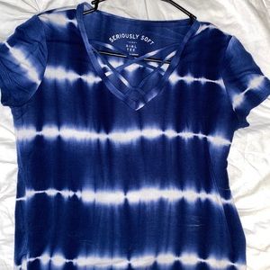 blue Aeropostale shirt